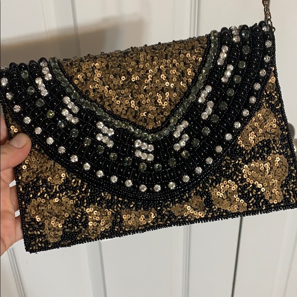 Hand beaded bag - Picture 3 of 7